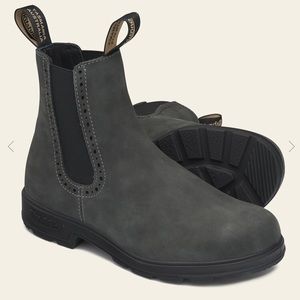 NEW Blundstone High Top Boots